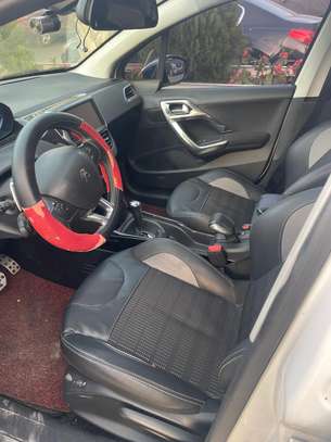 Peugeot 2008 2016 image 4