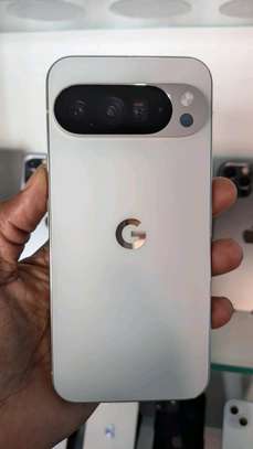 Google Pixel 10 Pro XL image 2
