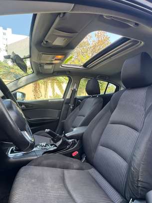 Je vend ma Mazda 3 2016 manuel essence image 5