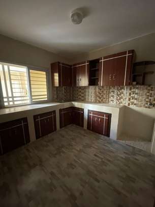 À Vendre – Villa R+1 aux Mamelles (Cité Cheikh Amar) image 9