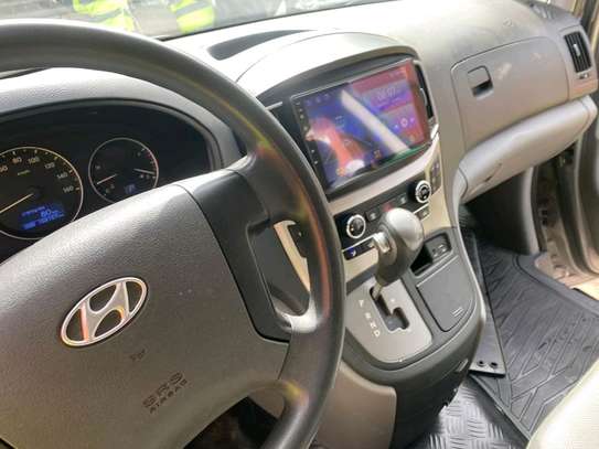 Hyundai H-1 Van Utilitaire Gris 9 Places image 3