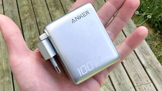 Anker charger 100W image 5