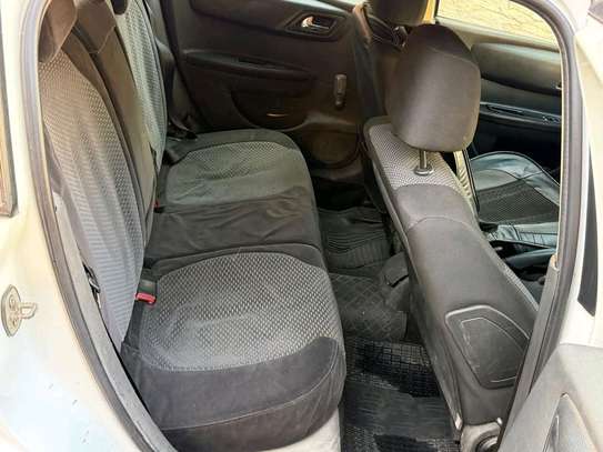 Clio 4 image 3