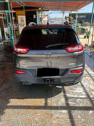 JEEP CHEROKEE 2016 A VENDRE EN URGENCE image 3