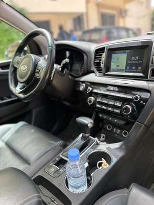 KIA sportage image 4