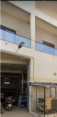 À vendre propriété commerciale image 2