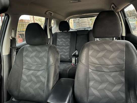 NISSAN ROGUE 2017 image 13