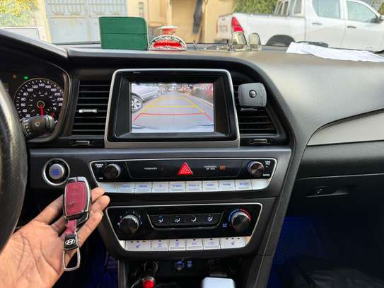 Hyundai sonata sport image 5