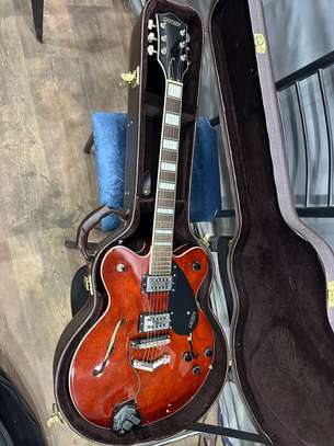 Guitare électrique et électroacoustique image 5