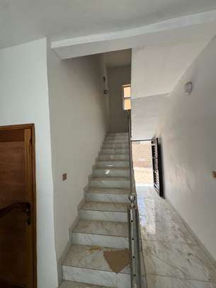 Villa basse à vendre image 3