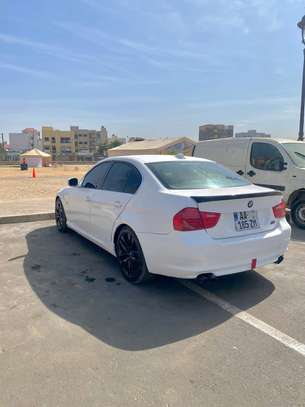 BMW 328i image 5