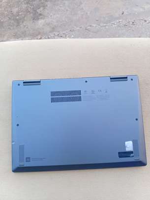 Lenovo yoga x360 image 6