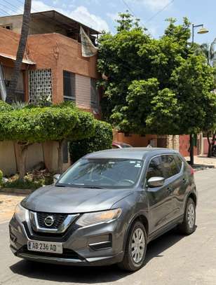 Nissan rouge image 5