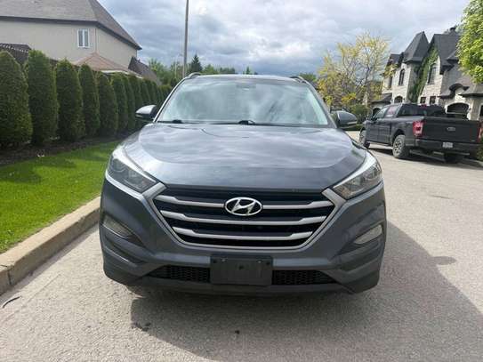 HYUNDAI TUCSON image 5