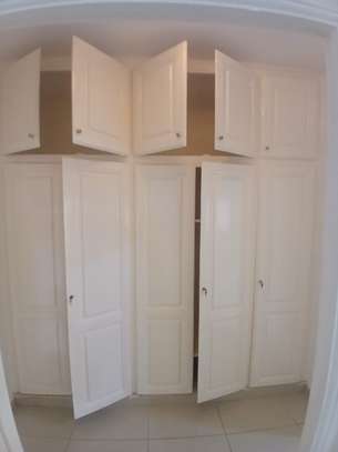 Maison a louer aux Almadies image 12