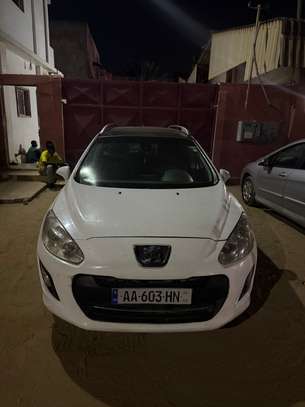 Peugeot 308 image 2