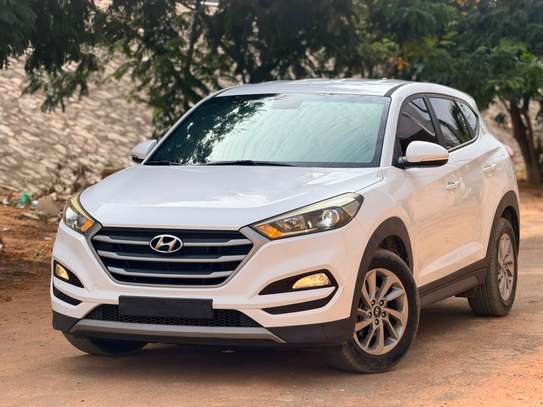 Hyundai Tucson image 4