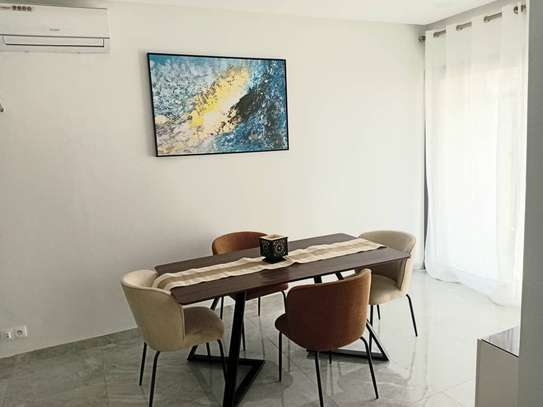 Bel appartement meublé spacieux à louer au Point e image 3