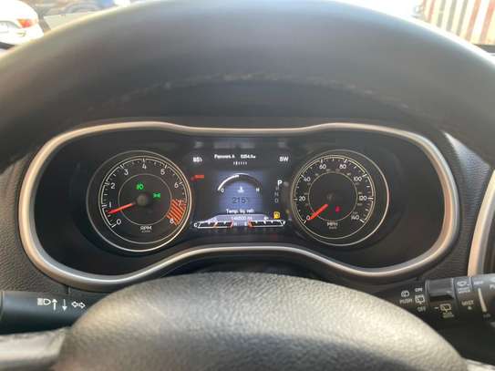 Jeep cherokee trailhawk image 6