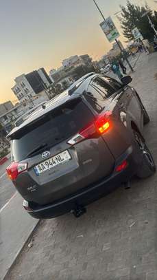 TOYOTA RAV4 2015 image 4