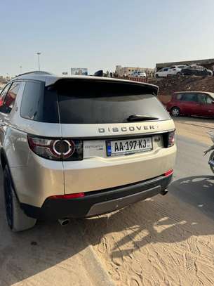 Land Rover Duscovery 2017 image 5
