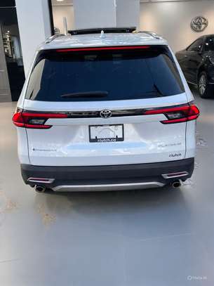 Toyota highlander 2024 image 6