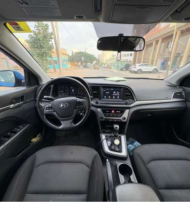 Hyundai Elantra 2018 image 5