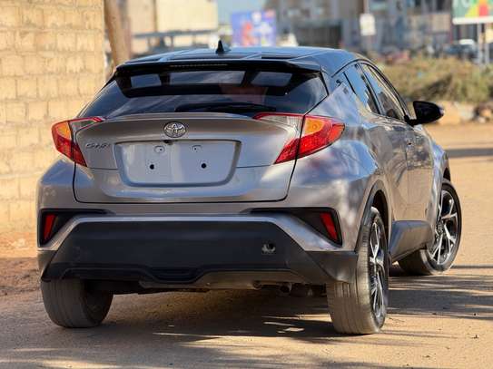 Toyota c-hr 2019 image 11