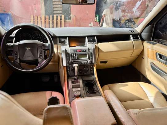 Ranger Rover Sport HSE image 2