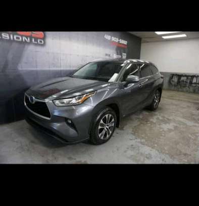 Toyota highlander hybrid 2020 image 2