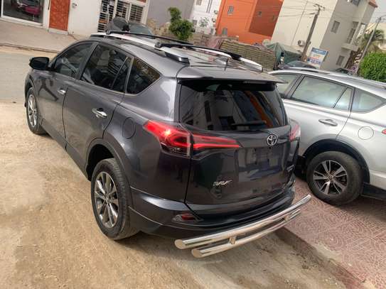 Toyota rave 4 2018 image 5