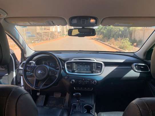 Kia Sorento 2017 image 10