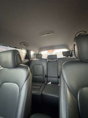 Hyundai santafe 2018 image 11