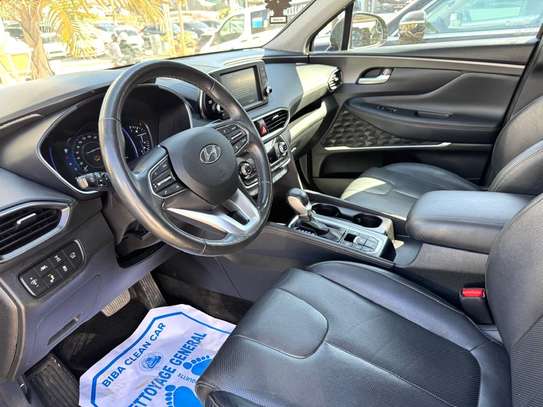 Hyundai Santa fe Sport image 7