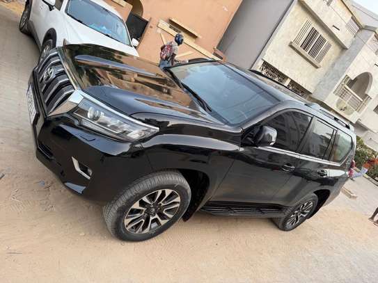 Location Toyota prado 2022 image 2