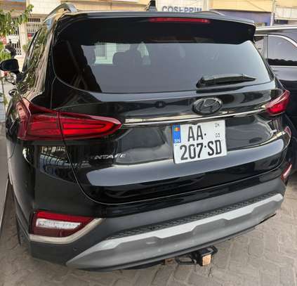 Hyundai  Santafe 5place Automatique  Année  2019 image 8