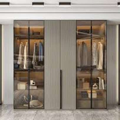 DRESSING / PLACARD DESIGN image 3