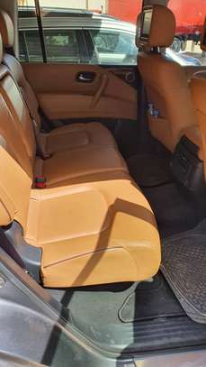 Nissan Patrol 7 places image 4