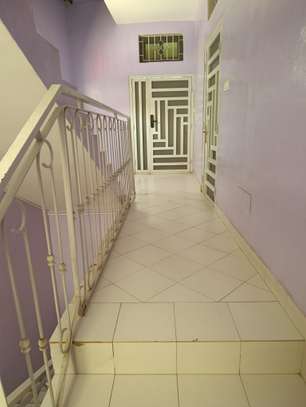 Appartement 2 Chambres + douches + Salon+ Cuisine image 5