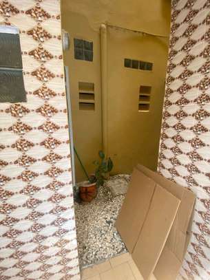À louer un appartement de type F5 Mariste image 7