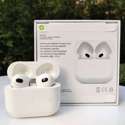 AirPods 3 (3em generation) image 2