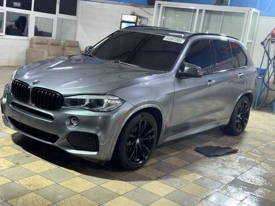 BMW x5 pack M image 4