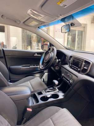 location Kia Sportage image 2