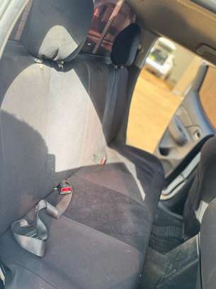 Mitsubishi l200 image 7