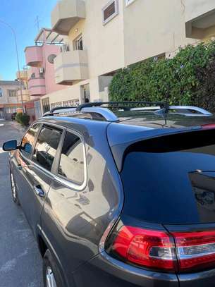 Jeep Cherokee Limited full options 2017 4 cylinder image 5