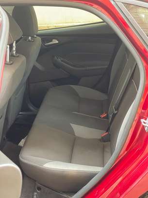 ford focus image 6