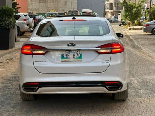 Ford fusion image 10