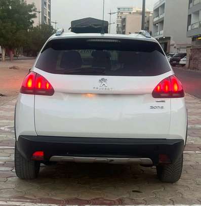 Peugeot 2008 2016 image 9