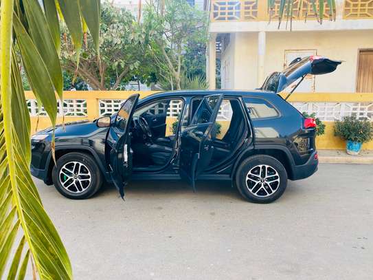 Jeep Cherokee 2017 image 7