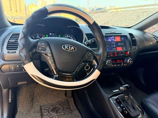 KIA  K3 🔘 Année :  *2016* image 7